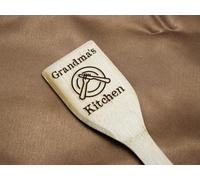 Cuchara de madera hecha a mano con grabado personalizado - Grandma's Kitchen