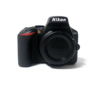 Cuerpo de cámara réflex digital Nikon D3500 en negro