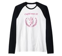 Cupido Dice 67 Día de San Valentín y 67 Meme Camiseta Manga Raglan