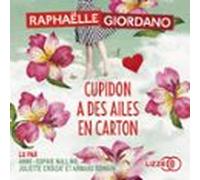 Cupidon A Des Ailes En Carton