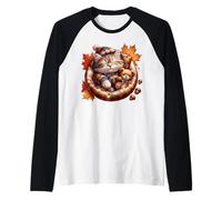 Cute Fall Cat Graphic For Cat Grandma and Autumn Kitten Mom Camiseta Manga Raglan