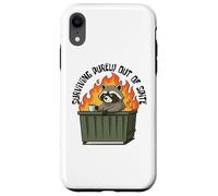 Cute Raccoon Dumpster Fire Surviving Purely out of Spite Carcasa para iPhone XR