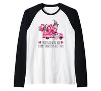 Cute Valentines Truck and Love Gnomes with Heart Balloon Camiseta Manga Raglan