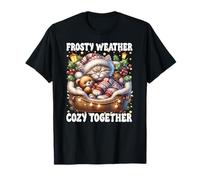 Cute Winter Cat Cuddle with Teddy Bear Cozy Christmas Vibes Camiseta