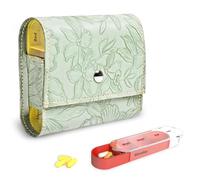 Czzmy Pastillero para 7 días, 4 compartimentos, pastillero 4 veces al día con funda de piel sintética y tarjeta de nombre, caja para medicamentos para píldoras, vitaminas, aceite de pescado, para