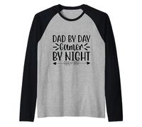 Dad by Day Gamer by Night Epic Designs Every Gamer Will Love Camiseta Manga Raglan