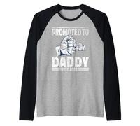 Daddy Promoted to Daddy for The Best Papa. Camiseta Manga Raglan