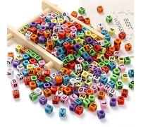 DAHI Perlas con letras de aproximadamente 1000 unidades de perlas acrílicas para manualidades, 6 x 6 mm, cuentas cúbicas de la A a la Z para pulseras