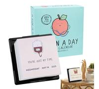 Daily Puns 2025 Desk Calendar, Funny Desk Calendar A Pun A Day Calendar 2025, 12 Mess-Tischkalenderplaner Decorative Desktop Calendar Daily Humor Calendar for Office, Table, Shelf