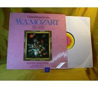 Daniel Barenboim : Wolfgang Amadeus Mozart. Fantasie c-moll KV 475 , Sonate c-moll KV 457 , Sonate a-moll KV 310.