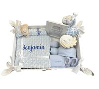 Danielstore Velvet Cesta para Regalo Recién Nacido, Canastilla Bebé Personalizada, Manta y Dou Dou Osito Bordada, Incluye Set de Primera Puesta y Pastel de Pañales (Deluxe 2 Azul)
