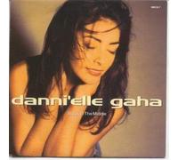 Danni'elle Gaha - Stuck In The Middle 7 Inch (7" Vinyl 45) Dutch Epic 1992