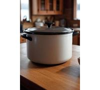 Darlene’s Crockpot Legacy: 50 Hearty 5-6 Hour Slow Cooker Recipes from Spirit Lake (Baking Bliss)