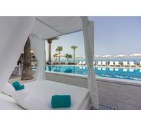 Day pass para 2 personas con cama balinesa y una bebida por persona