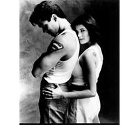 Dean Cain And Teri Hatcher con tatuajes de Superman para Lois & Clark: Las nuevas aventuras de Superman impresión fotográfica en blanco y negro (16 x 20) - Artículo # MVM53771