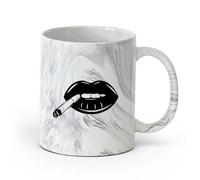 DEBINGY cerámica Tazas con Asas Cómodas Linda boca de chica con labios sex appeal fumando （11oz/320ml） Apto para lavavajillas y microondas, para la oficina y el hogar Negro mármol
