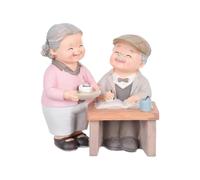 Delicate Resin Ornament for Indoor Spaces, Romantic Scene, Ideal for Everyday Use