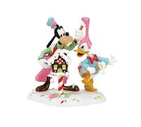 Department 56 Disney Village Accessories - Figura de Goofy y el Pato Donald Make a Mess, 3.3 Pulgadas, Multicolor