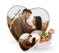 DEREGALOOS Caja de bombones de lata personalizada con foto. Lata en forma de corazón. Regalo para Parejas, San Valentín, Aniversarios. Blanca/Plata. Opción de añadir chocolates o chuches (Caja Blanca)