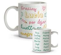 DEREGALOOS Taza Profesora Personalizada Fin de Curso 330ml. Cerámica con Diseño Original Divertido. Regalo Profesor Maestra Seño Tutor para Agradecimiento Detalle. (Huella en nuestro camino)