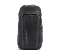 Descubre el compañero perfecto para tu trayecto diario y tus viajes de aventura con esta mochila mediana de 32 litros de la colección Black Hole de Patagonia. Fabricada completamente con poliéster 100