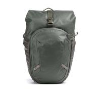 Descubre el compañero perfecto para tus aventuras diarias con esta mochila rolltop Osprey Transporter, fabricada con nylon resistente al agua que mantiene tus cosas seguras sin importar el tiempo. Con