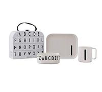 Design Letters Clásicos en Maleta 4 Piezas | Tritan Set de Regalo para Niños | Platos, Bol, Taza & Maleta de almacenamiento Para Bebé | Libre de BPA/BPS, Caída segura | Perfecto como regalo de Bautizo