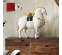 DFTDFYXY 2026 Year of The Horse Feng Shui Figurine, Decorative Horse Statue with Gold Ingot, Fortune Horse Sculpture, Chinese Home Décor Ornament for Living Room, Office, Entryway,Multi Colored,A