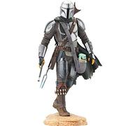Diamond Premier: Star Wars The Mandalorian - Mando with Child Statue (25cm) (Oct212182)