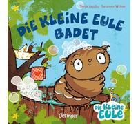 Die kleine Eule badet