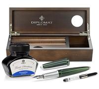 Diplomat Aero Evergreen - Juego de pluma estilográfica (plumín de acero inoxidable M, tinta azul real en vaso de tinta, convertidor de tinta y bandeja de madera), color wengué