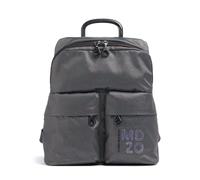 Diseñada para mujeres urbanas y activas, esta mochila ligera combina estilo con funcionalidad inteligente. Fabricada en poliéster suave con un forro sintético, cuenta con un sistema de espalda en cont