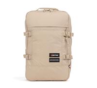 Diseñada para viajeros dinámicos, esta mochila Eastpak Tarp Travelpack es una mochila ligera para viajar, fabricada con poliéster duradero y un forro sintético para un uso prolongado. Cuenta con un co