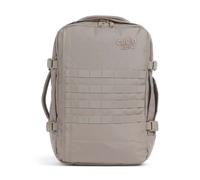 Diseñada para viajeros que buscan practicidad y estilo, esta mochila Cabin Zero Military combina nylon resistente con un acabado repelente al agua para mantener tus cosas seguras. Cuenta con un compar