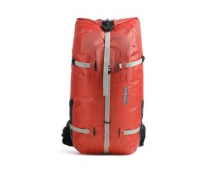 Diseñado para amantes de la naturaleza, esta mochila de senderismo Ortlieb Atrack combina durabilidad y comodidad gracias a su material de nylon resistente a la abrasión, rasgaduras y repelente al agu