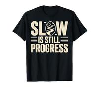 Diseño de Caracol de Yoga Slow is Still Progress Vida Consciente Camiseta