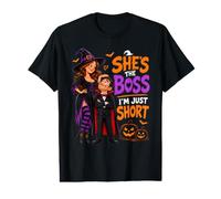 Diseño de Parejas de Halloween She's The Boss I'm Just Short Camiseta gráfica económica