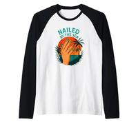 Diseño de uñas Nailed by the Sea Tropical Beach para verano Camiseta Manga Raglan