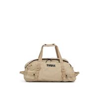Disfruta de la máxima libertad al viajar con la bolsa de viaje Thule Chasm 40, fabricada con poliéster reciclado resistente, que además es repelente al agua y libre de PFC, ideal para aventureros que