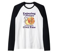 Disfrutando del Viaje yendo a mi Propio Ritmo Lindo café de Caracol Camiseta Manga Raglan