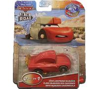 Disney and Pixar Cars on The Road Color Changer Cave Lightning McQueen Vehicle