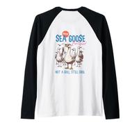 Divertida camisa de ganso marino "Not a Gull Still Cool" Humor Bird Fun Camiseta Manga Raglan