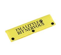 Divertida funda para correa de perro con texto en inglés "I'm A Little Bit Nervous", con etiqueta de alerta para regalo de cumpleaños para mascotas (funda Little Nervous-YE)