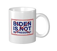 Divertida taza de café con texto en inglés "Biden Is Not My President"