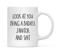 Divertida taza de café de 325 ml, con texto en inglés "Look at You Being a Badass Janitor", 1 paquete, incluye caja, ideas para beber vino y bebidas alcohólicas para compañeros de trabajo, jefe, él