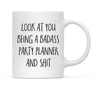 Divertida taza de café de 325 ml, diseño de planificador de fiesta con texto en inglés "Look at You Being a Badass", 1 paquete, incluye caja, ideas para beber vino y bebidas alcohólicas para