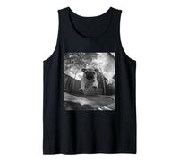 Divertido Pug Saltando en un trampolín Patio Patio Perro Amante Gráfico Camiseta sin Mangas