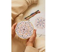 DMC - Mindful Making - Composición persa