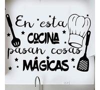 Docliick® Frase Vinilo para cocina o restaurante "EN ESTA COCINA PASAN COSAS MÁGICAS" Vinilos decorativos Docliick DC-18018 (Vinilo de Corte, 120x120cm)