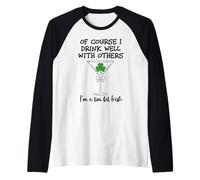 Drinks Well with Others St Patricks Tini bit Irish Drinking Camiseta Manga Raglan
